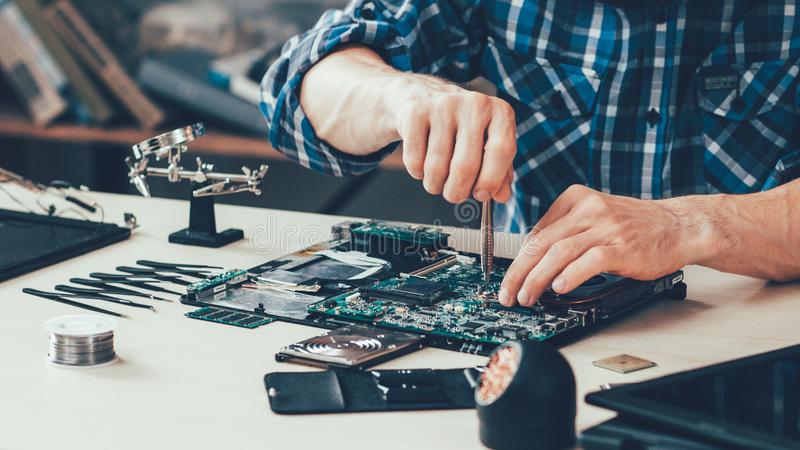 تعمیرات کامپیوتر در محل